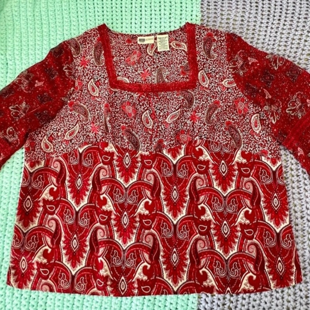 White Stag Red Graphic Boxy Blouse